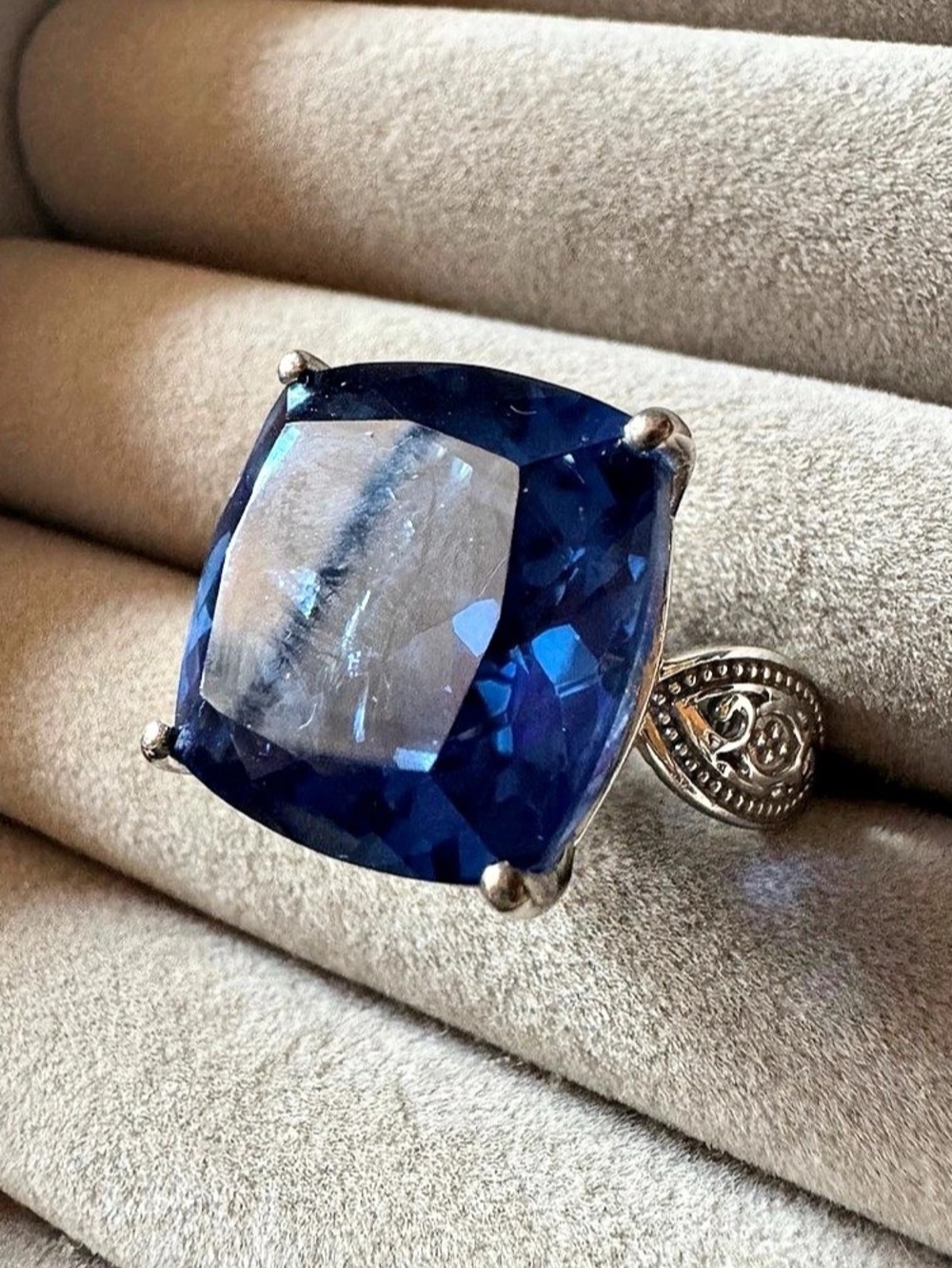 D’Joy 925 Sterling Silver Huge Cushion Tanzanite Statement Ring Size 8
